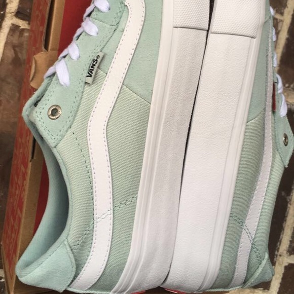 SOLD 💥 VANS Tiffany Blue, Mens 11 EXCLUSIVES 🔥 - Picture 4 of 5